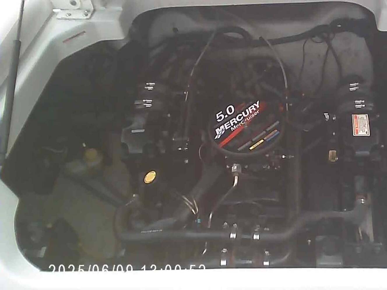 A photo of this 2005 Crownline 206 LS