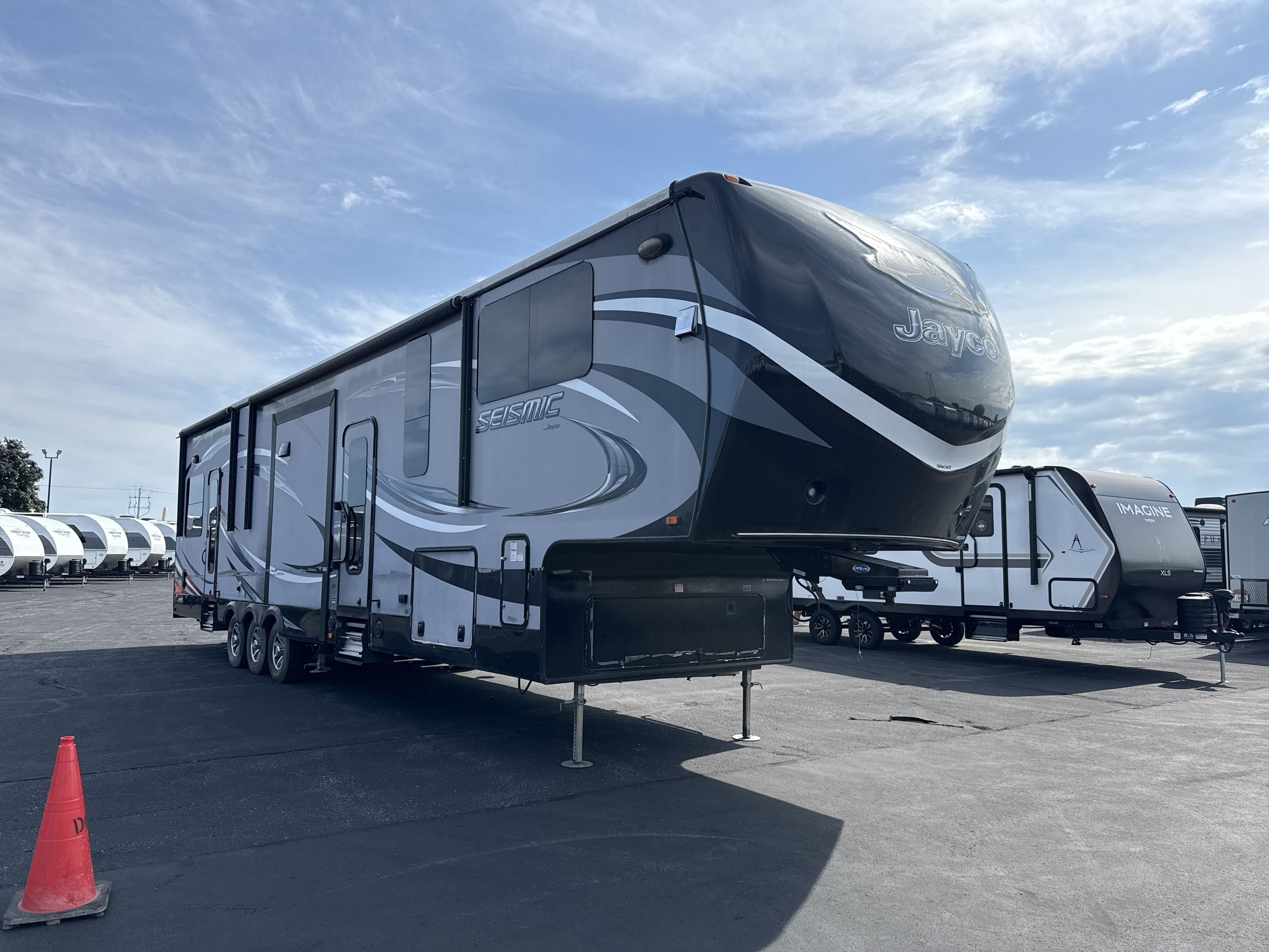 Jayco Seismic 4112 RVs For Sale - RV Trader
