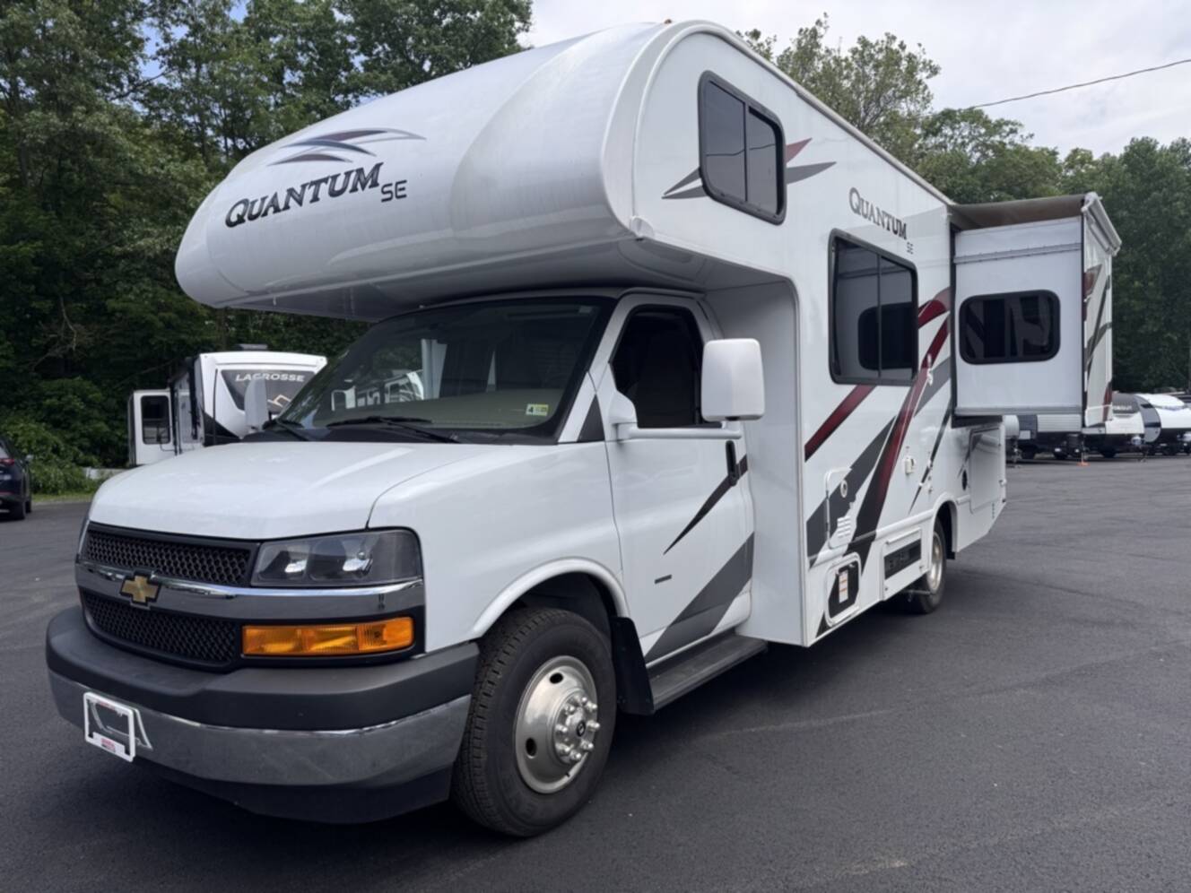 A photo of this 2024 Thor Motor Coach Quantum SE22