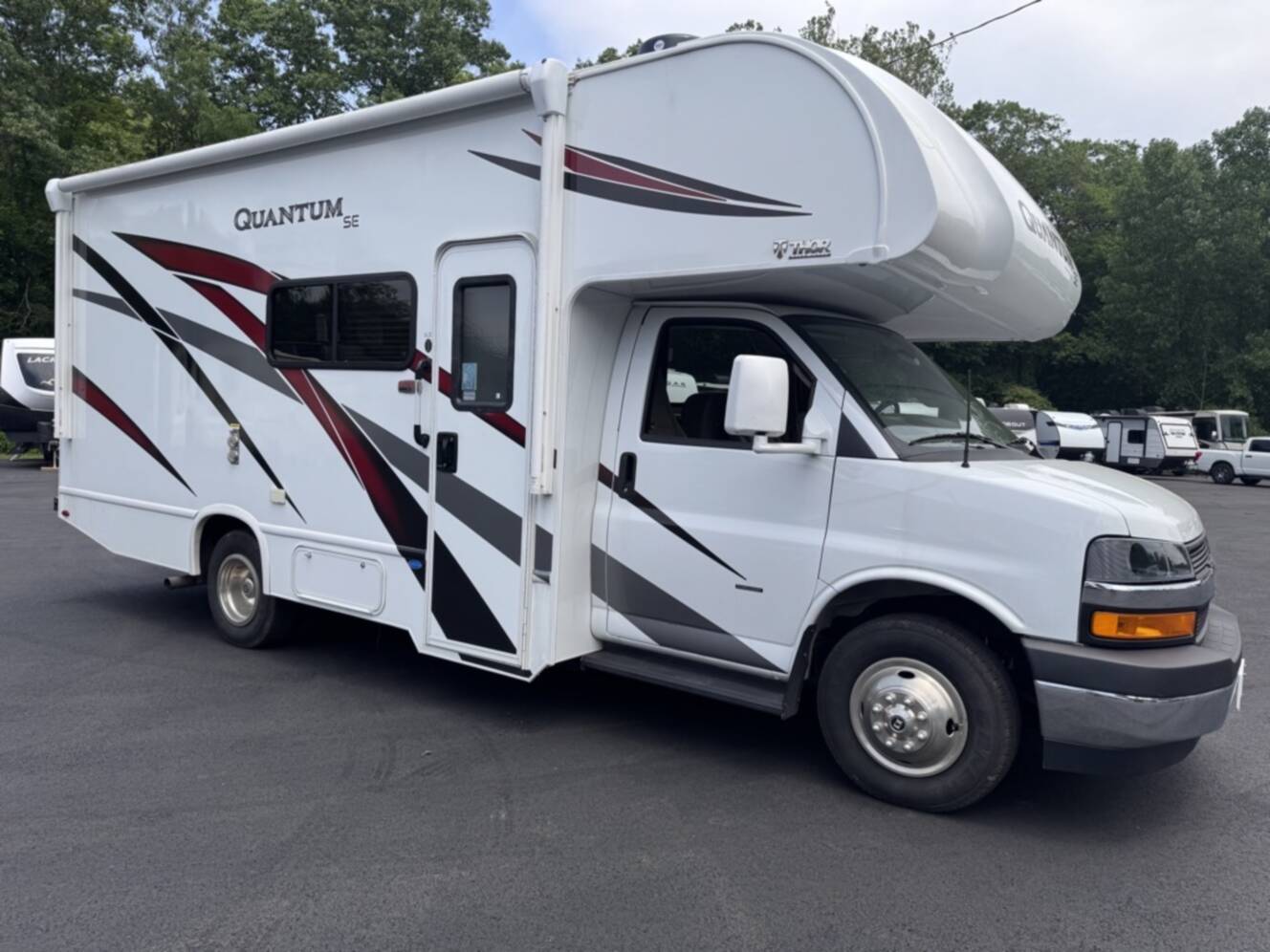 A photo of this 2024 Thor Motor Coach Quantum SE22