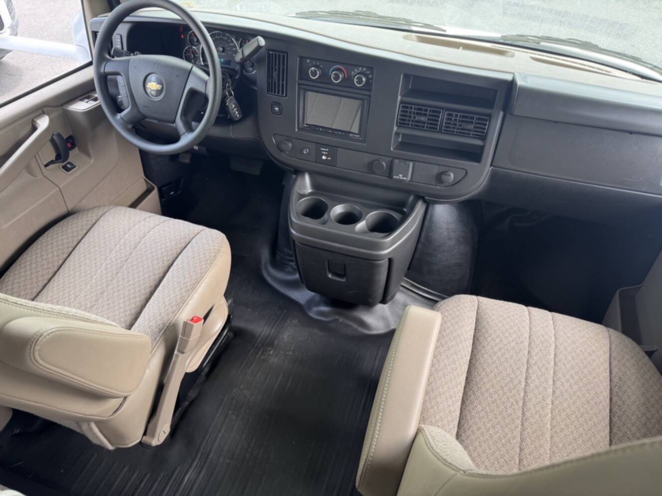 A photo of this 2024 Thor Motor Coach Quantum SE22
