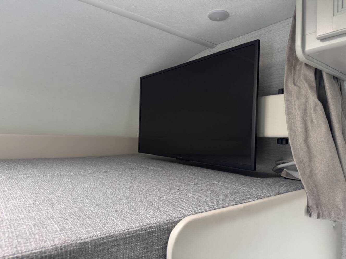 A photo of this 2024 Thor Motor Coach Quantum SE22