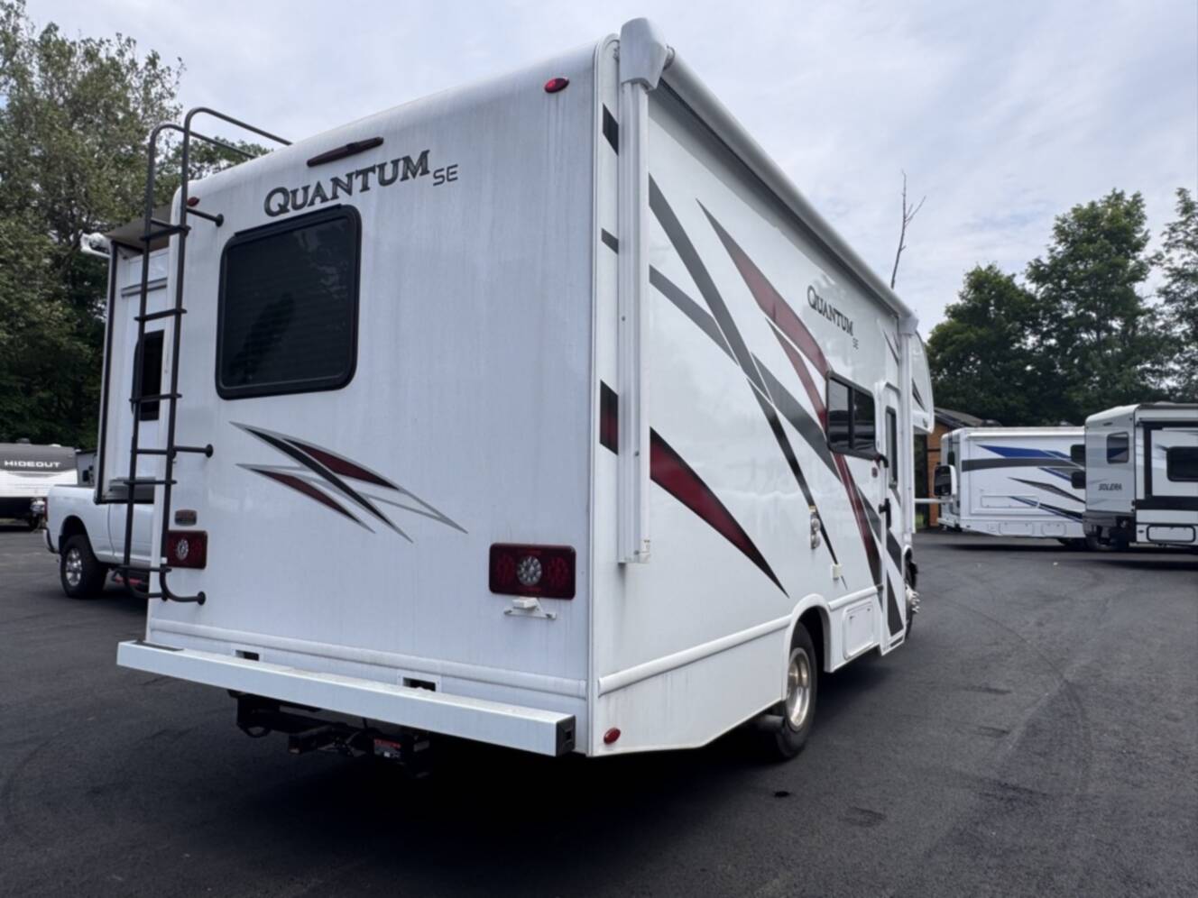 A photo of this 2024 Thor Motor Coach Quantum SE22