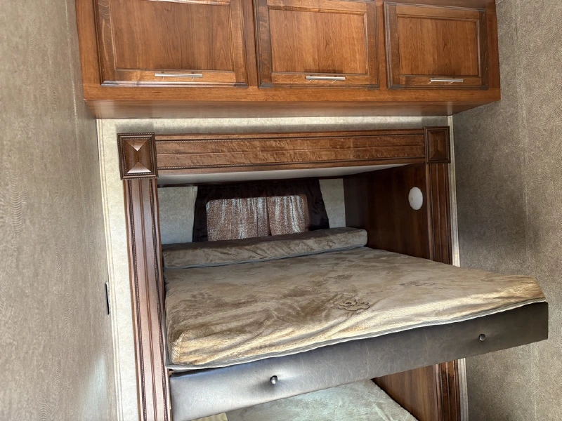 2018 JAYCO EAGLE HT 30.5MBOK