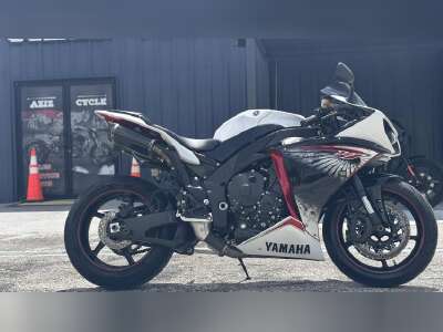 Yamaha Yzf R1 Motorcycles For Sale Near Weeki Wachee, FL - Cycle Trader