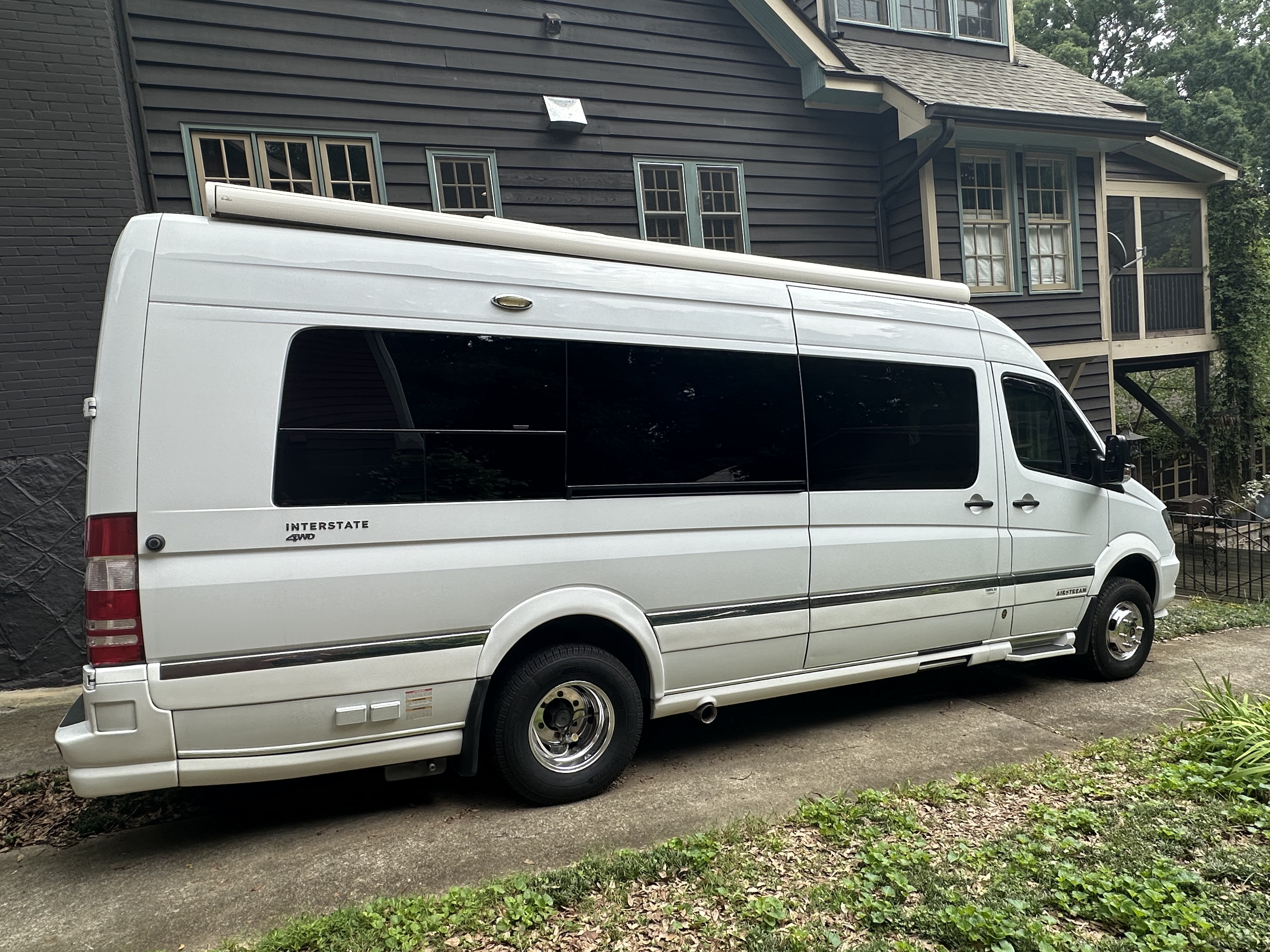 2017 Airstream INTERSTATE GRAND TOUR EXT GT 4 X 4 in decatur GA