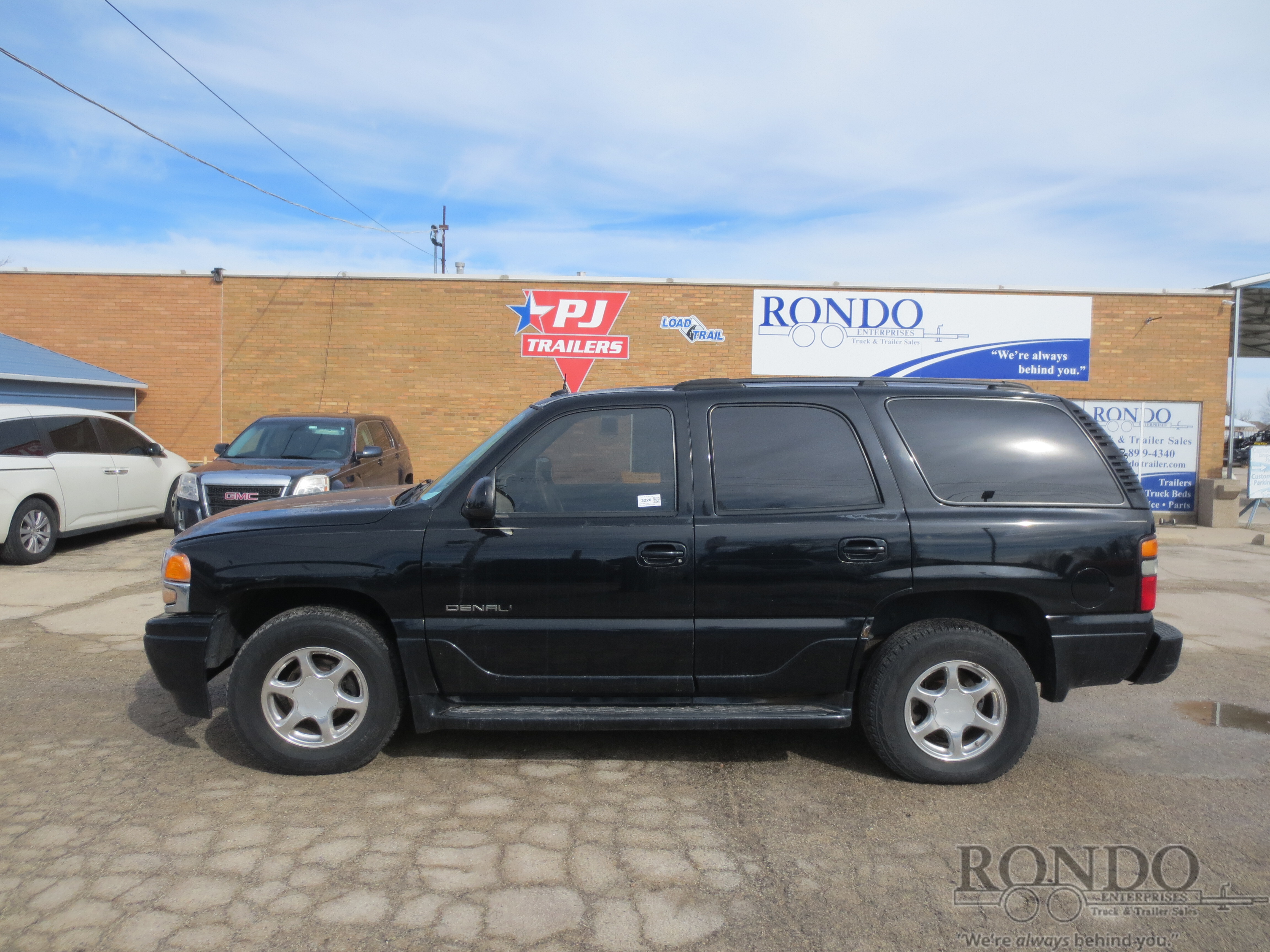 2004 GMC Yukon in Sycamore, IL