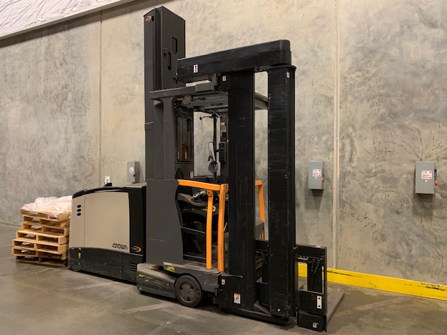 2011 CROWN TSP6000-30 with Freezer Package in Moody, AL