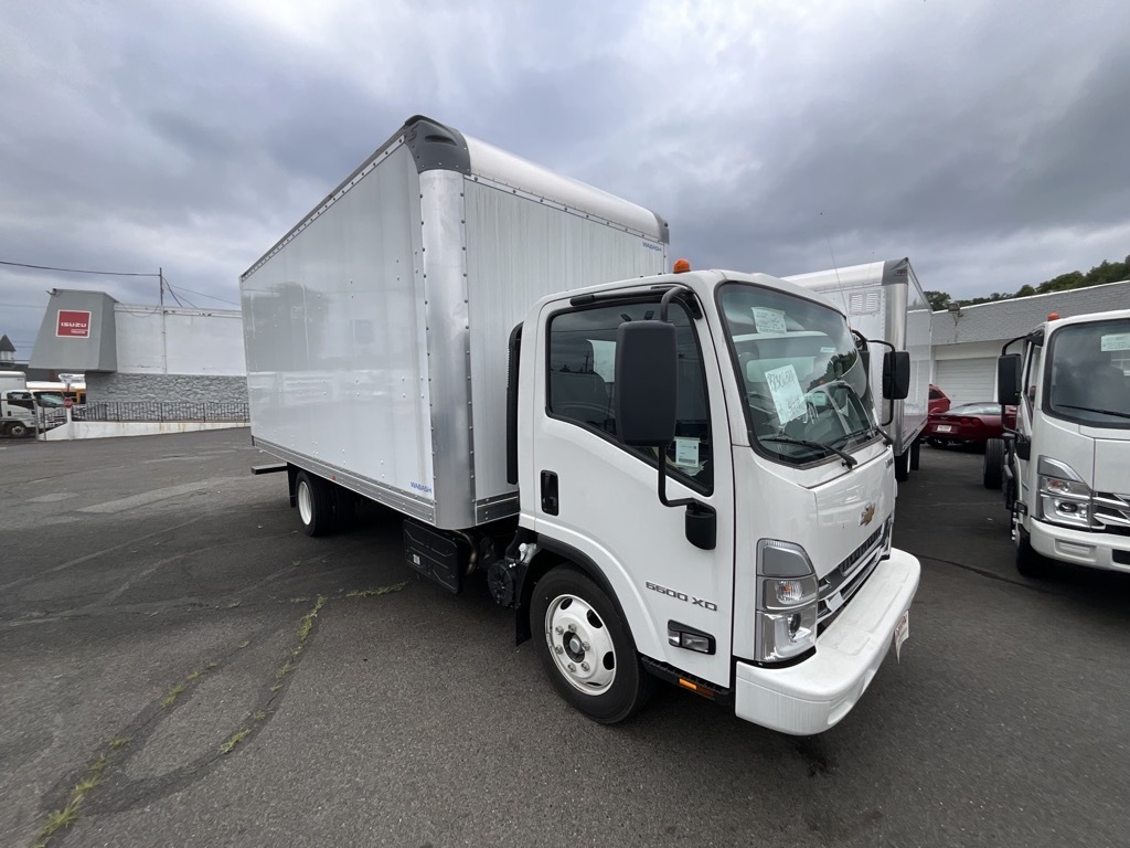 2024 CHEVROLET LOW CAB FORWARD 5500 XD in Riverside, NJ