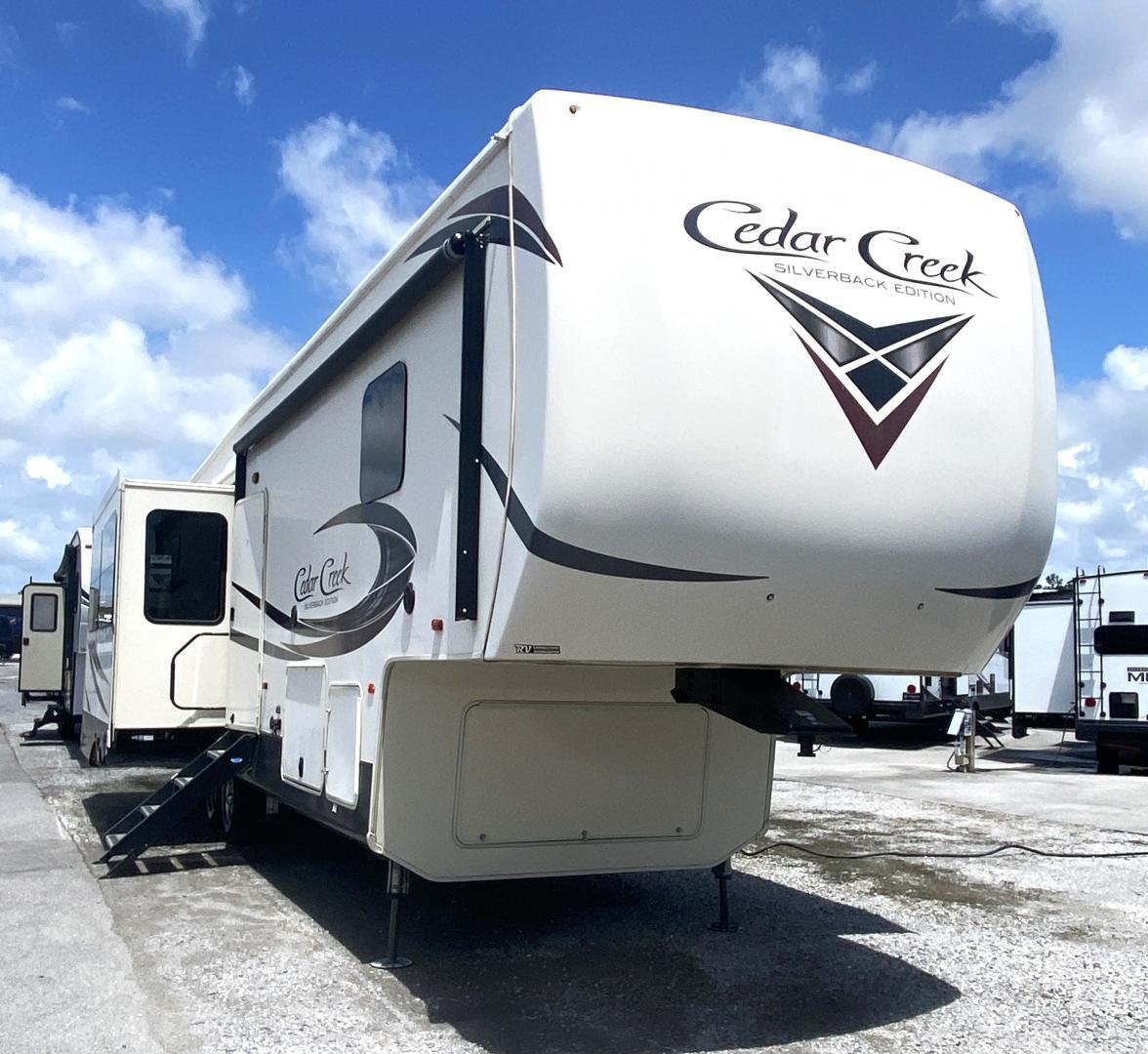 2019 Forest River Cedar Creek Silverback 31IK in panama city FL