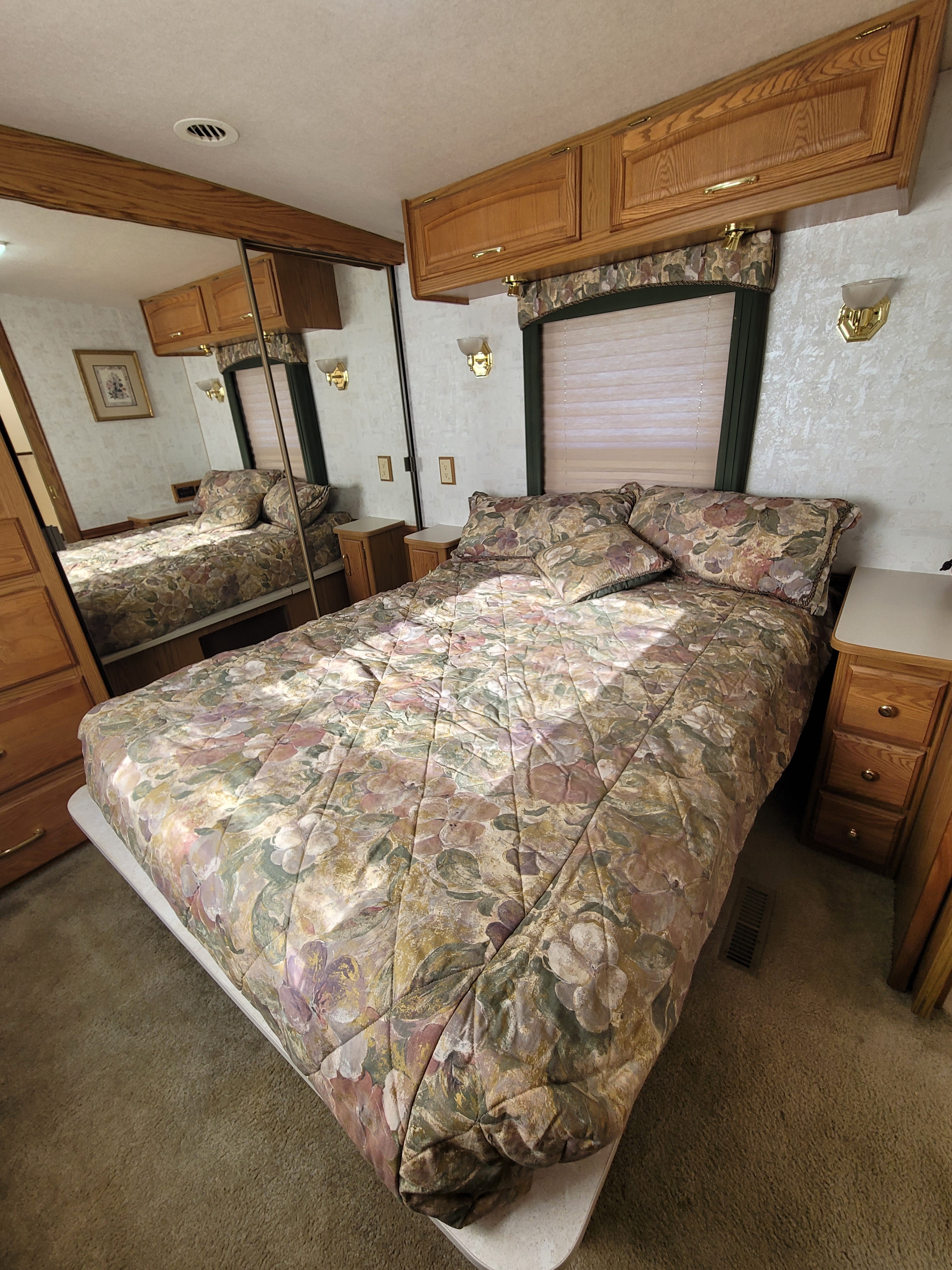 ベッド Jayco,coachmen,winnebago RVs For Sale in Utah - RV Trader