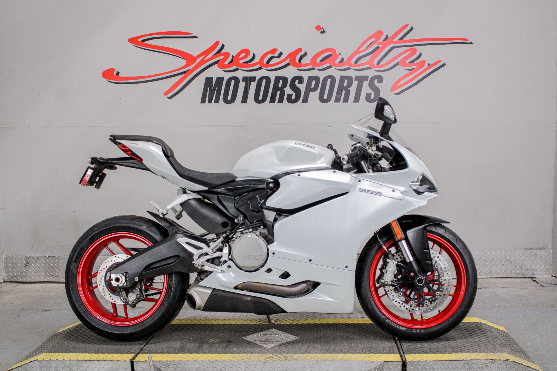 諸白1800 Ducati 1098 Motorcycles For Sale - Cycle Trader