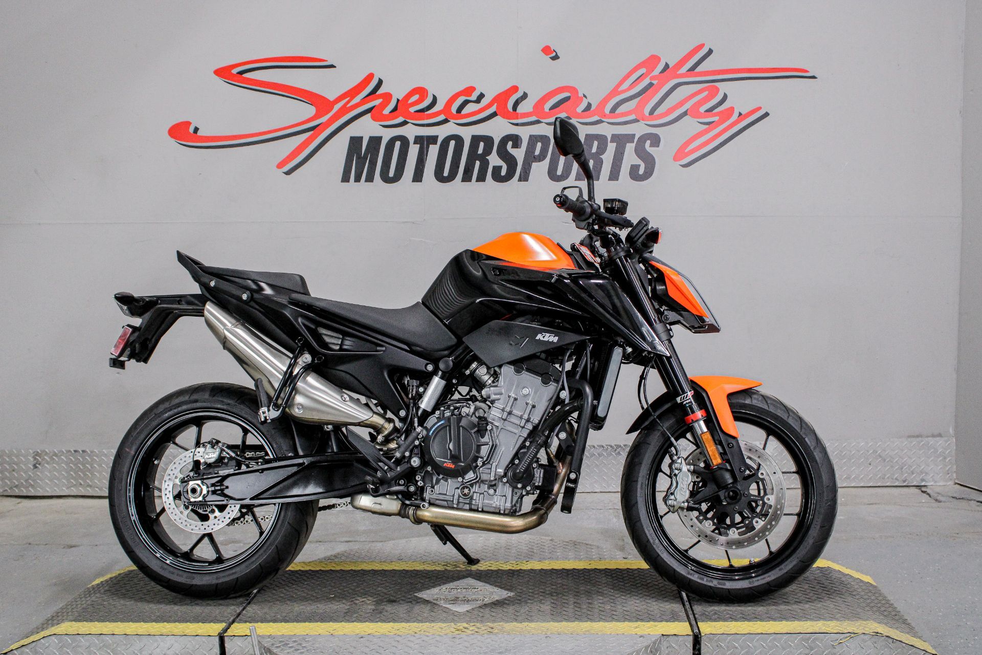 Orange Sportbike Motorcycles For Sale Near Campbell Airport