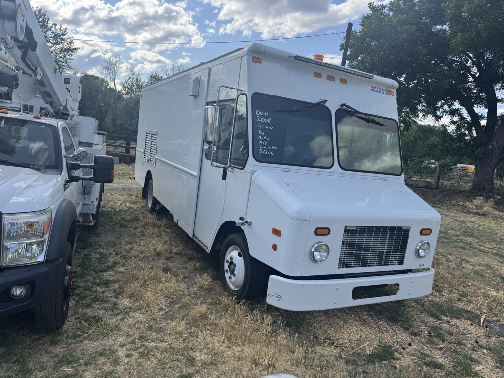 2012 WORKHORSE UTILIMASTER WORKVAN in Yakima, WA