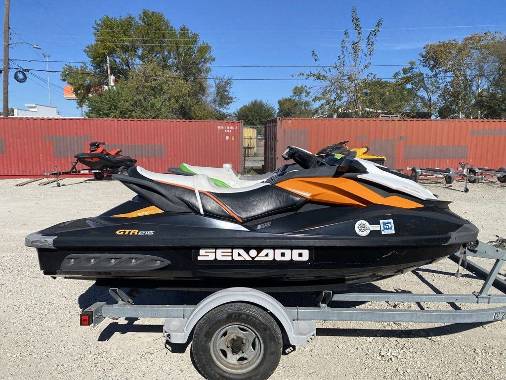 シードゥ WAKE PRO 215 '10-12年モデル 純正 INLET ROCKERA RM (420254316) 中古 [CS05-018] シードゥ WAKE PRO 215 ボードラック付き！| シーゲッツ | 中古