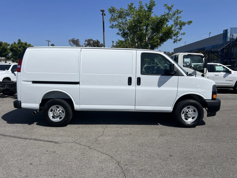 2025 CHEVROLET EXPRESS 2500