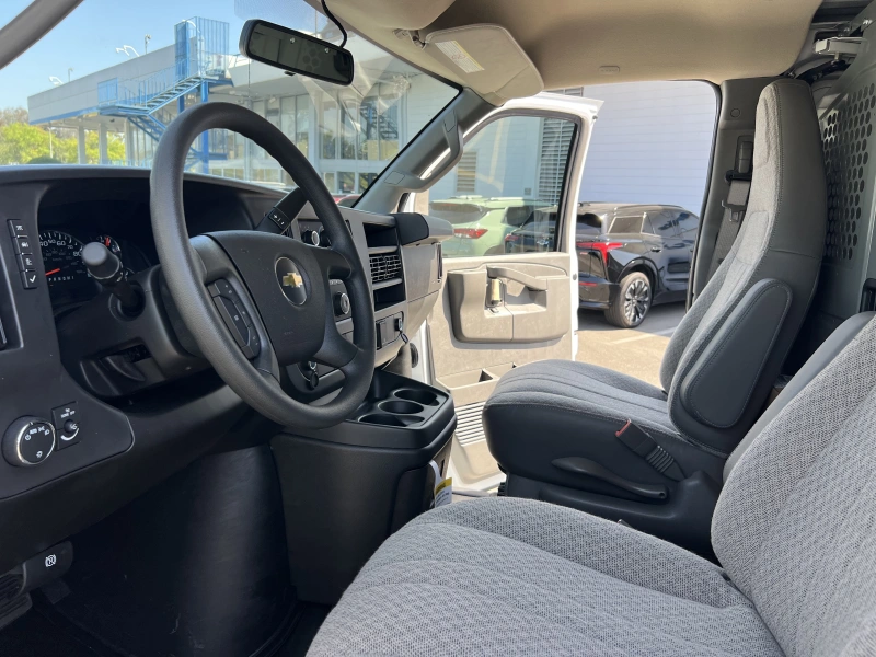 2025 CHEVROLET EXPRESS 2500