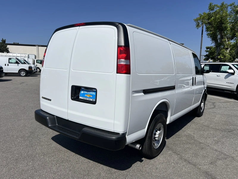 2025 CHEVROLET EXPRESS 2500