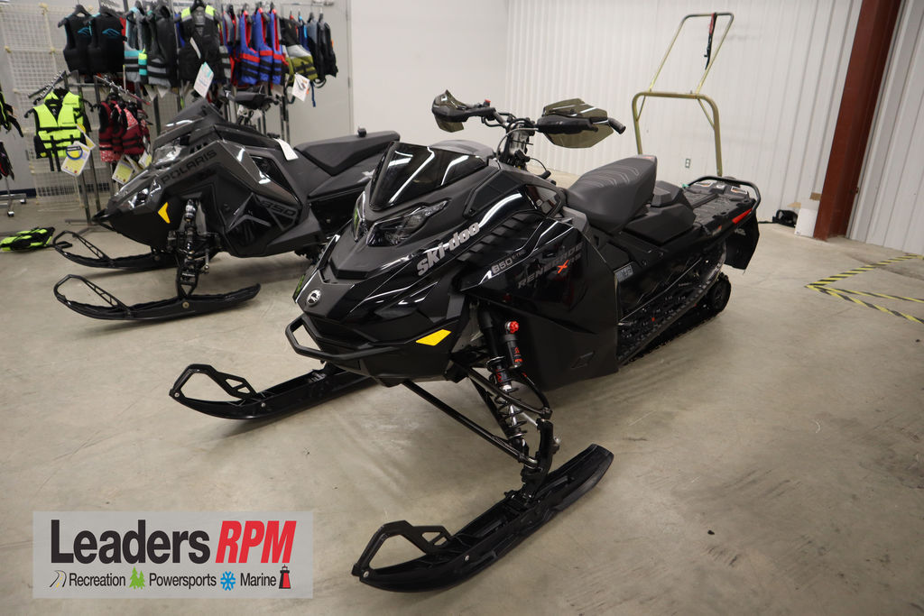 中古キャタ マウンテン 174x16x2.5 3P クローラ トラック