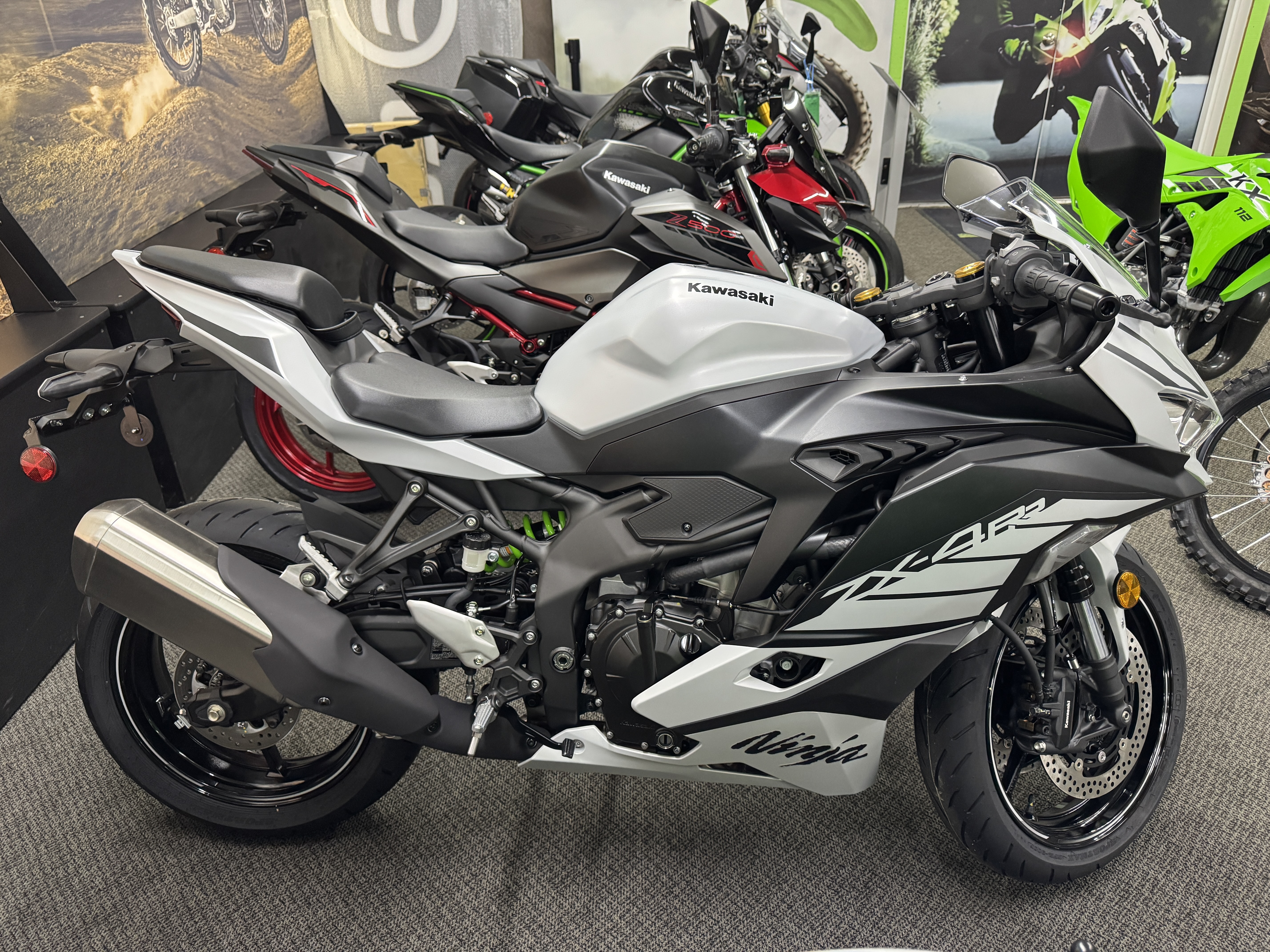 rnページ Kawasaki Ninja ZX-4RR Motorcycles For Sale in Tennessee