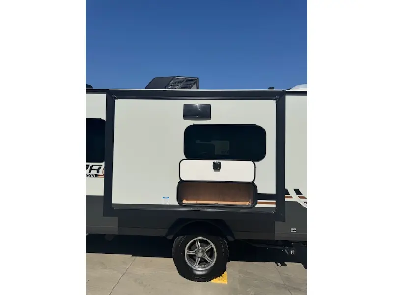 2025 FOREST RIVER ROCKWOOD GEO PRO G19FDS