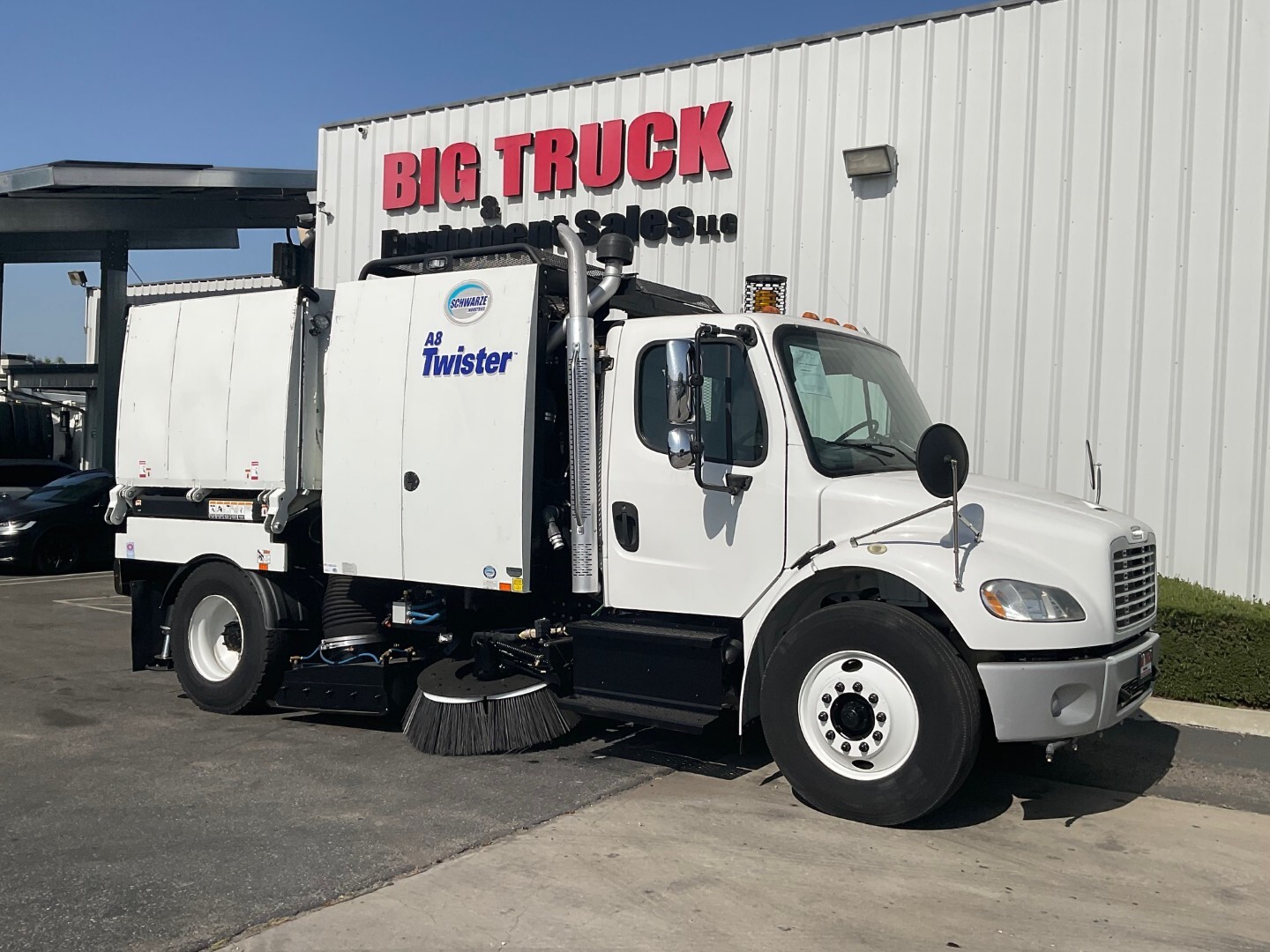2017 FREIGHTLINER BUSINESS CLASS M2 in Fontana, CA