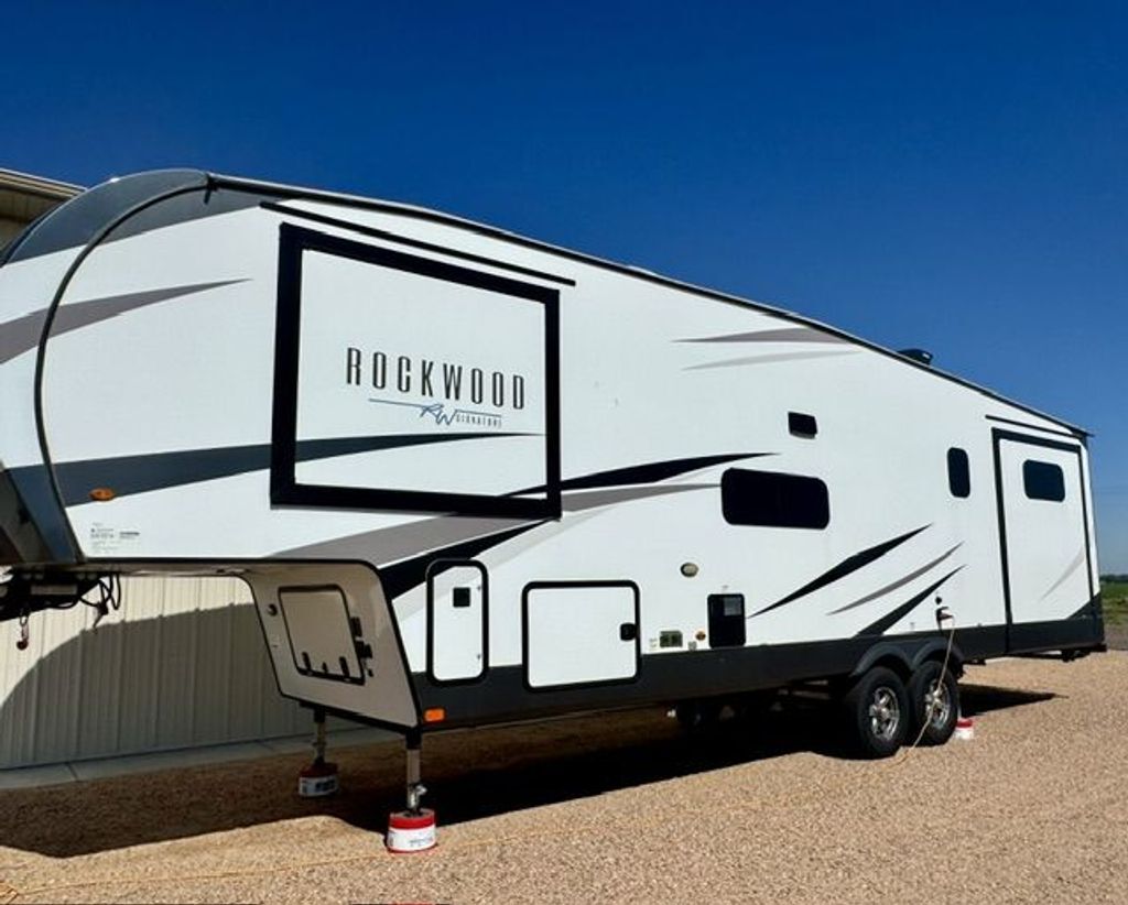 Forest River Rockwood Signature 2892WS RVs For Sale - RV Trader