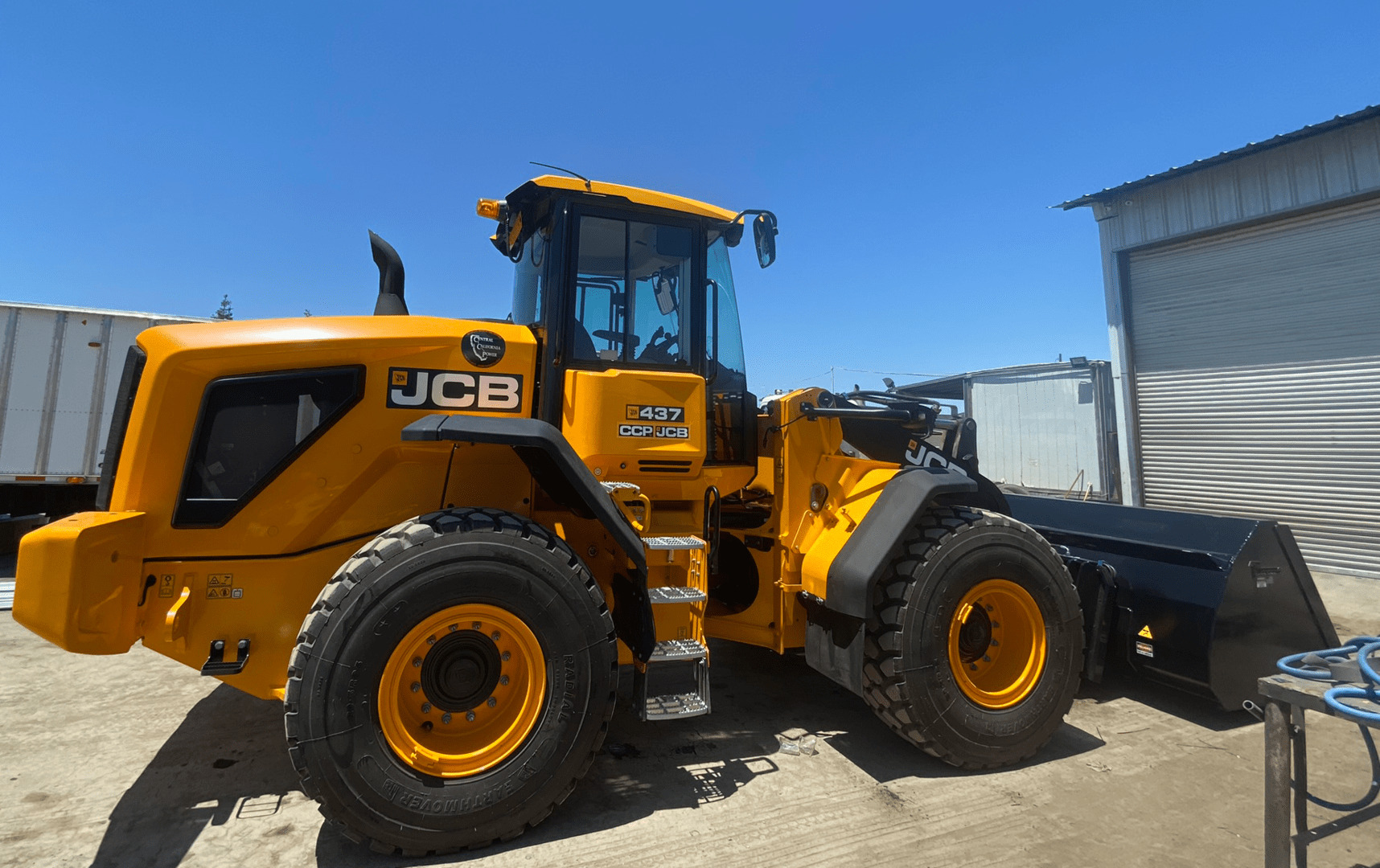 Jcb 437 Zx Loaders For Sale - Jcb 437 Zx Loaders - Equipment