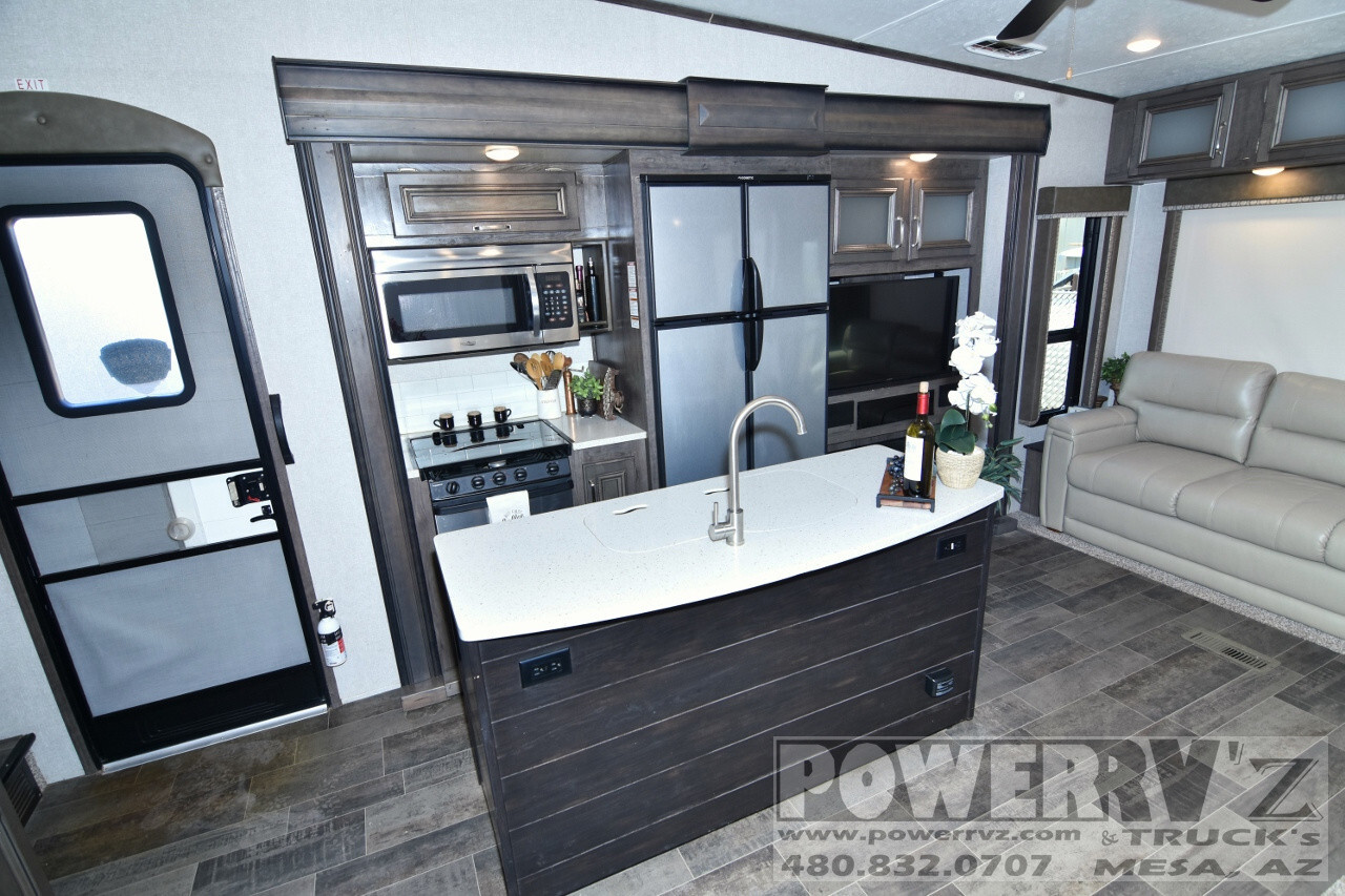 2018 Keystone RV montana 305rl