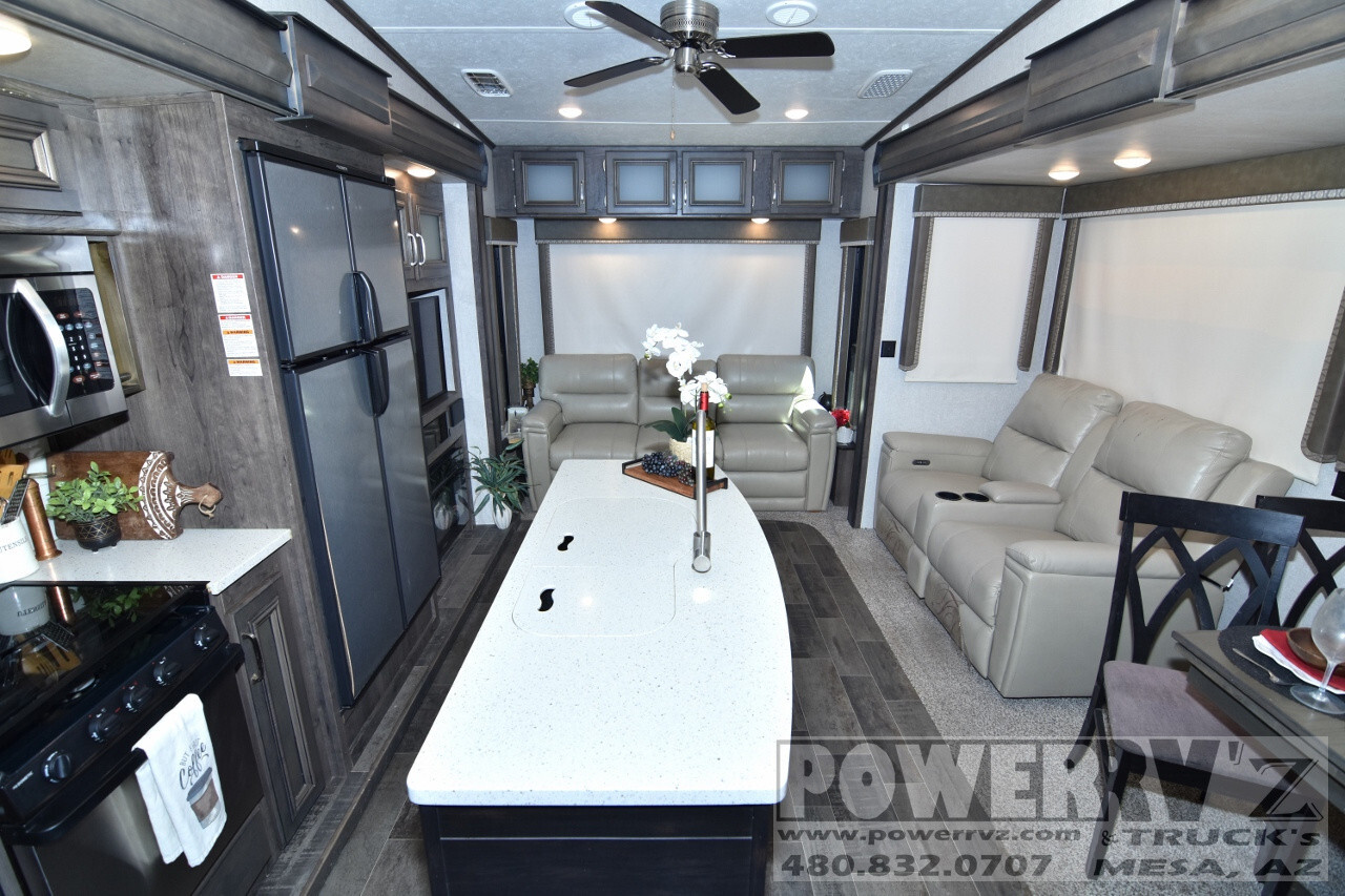 2018 Keystone RV montana 305rl