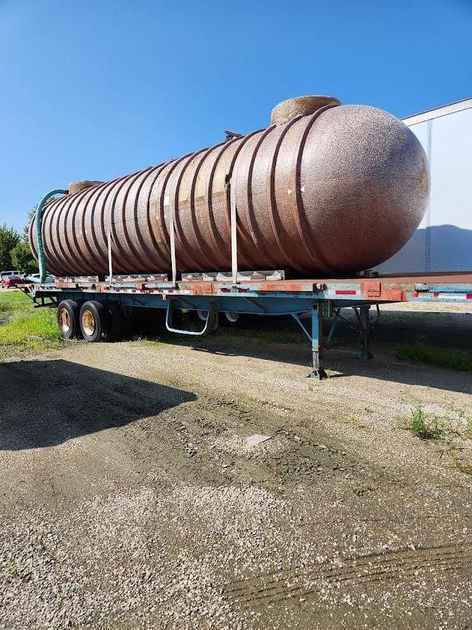 1984 FONTAINE Trailer with Dual Compartment Fiberglass Tank in Willmar, MN