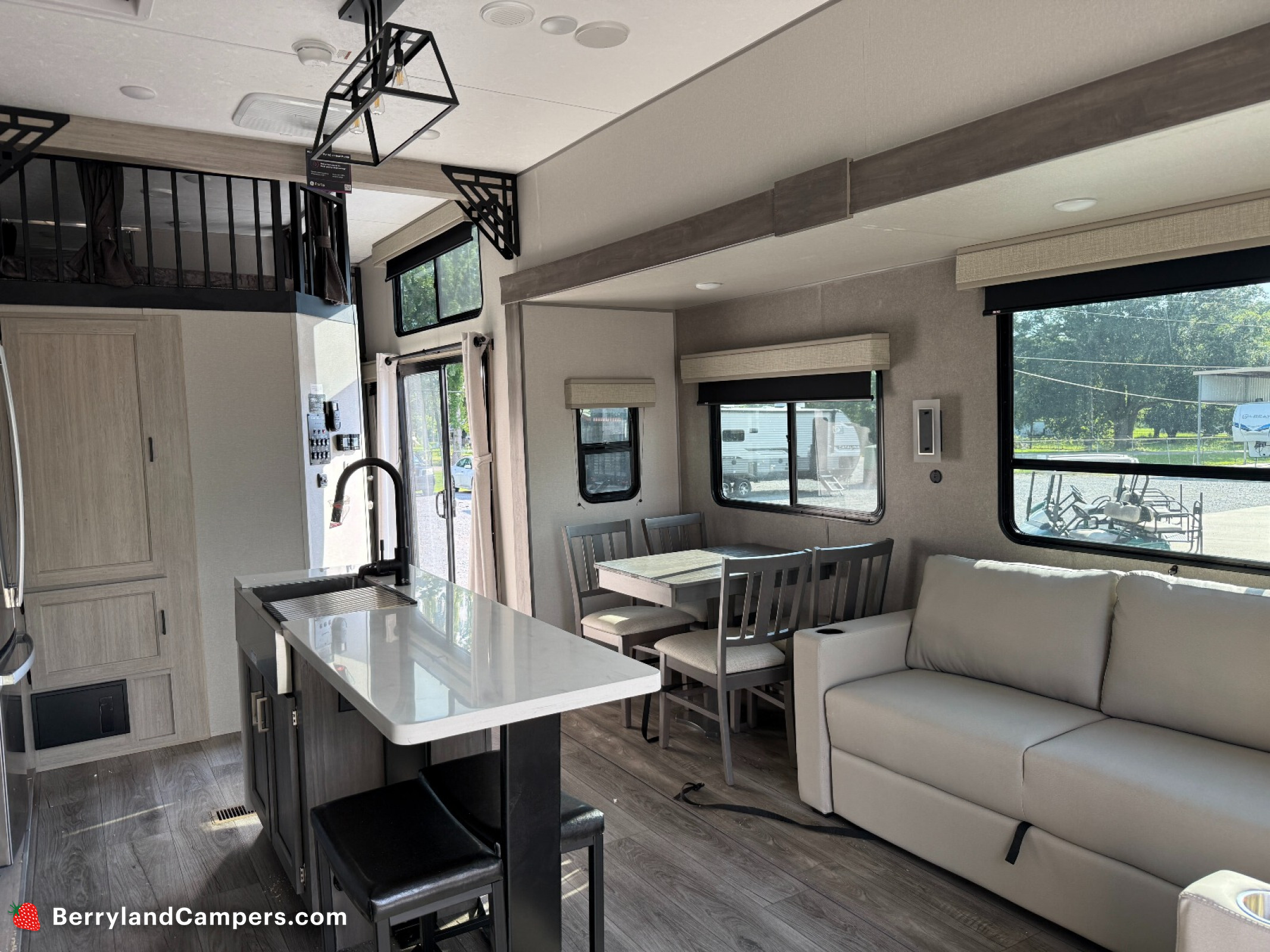 2025 Coachmen RV