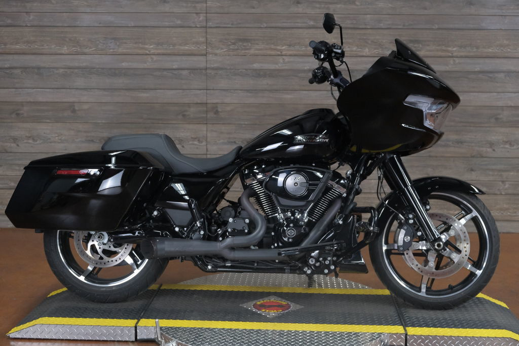 と。 Ted's Motorcycle World in Alton, Illinois. Find New and Used