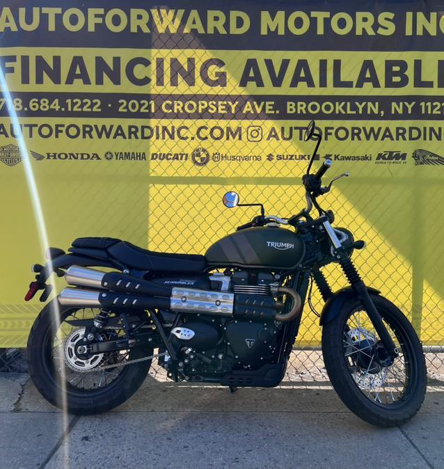 2022 Triumph STREET SCRAMBLER 900 in Brooklyn, NY