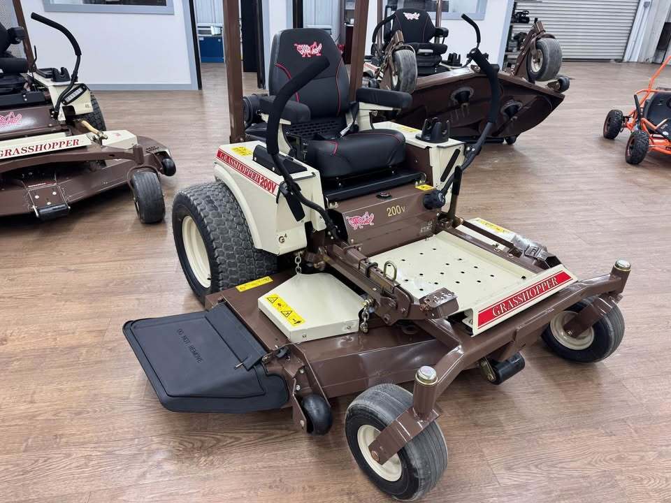 Kubota Z724 Mower - Zero Turn For Sale - Kubota Z724 Mower - Zero