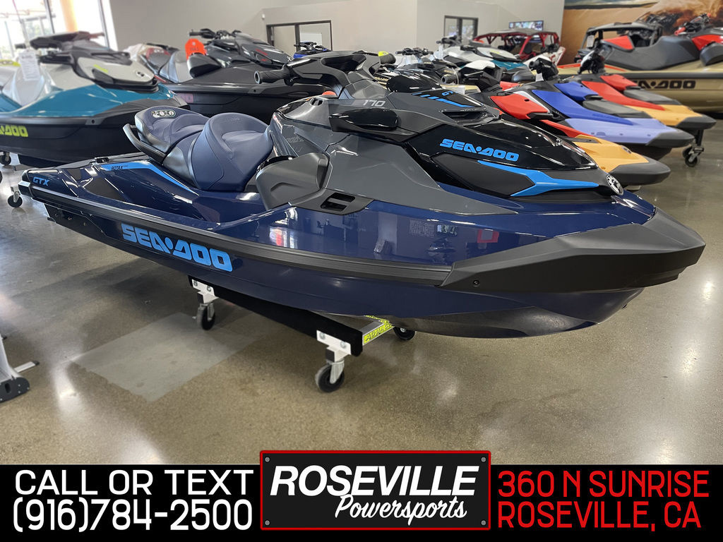 水上オートバイ用 SEADOO GTX 170 '20 OEM LONG BEACH BLUE, SEAT DRIVER Used (269003267) [X2306-52] SEADOO GTX 170 '20 OEM LONG BEACH BLUE, SEAT DRIVER Used