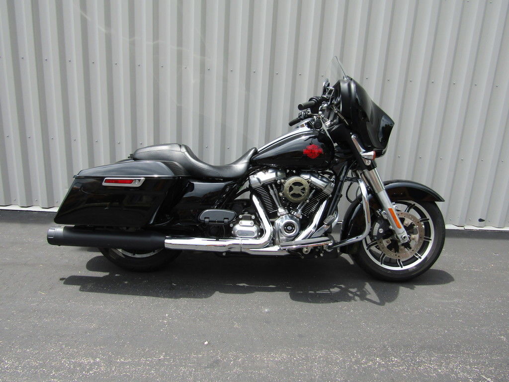 2021 Harley-Davidson Electra Glide Standard Motorcycles For
