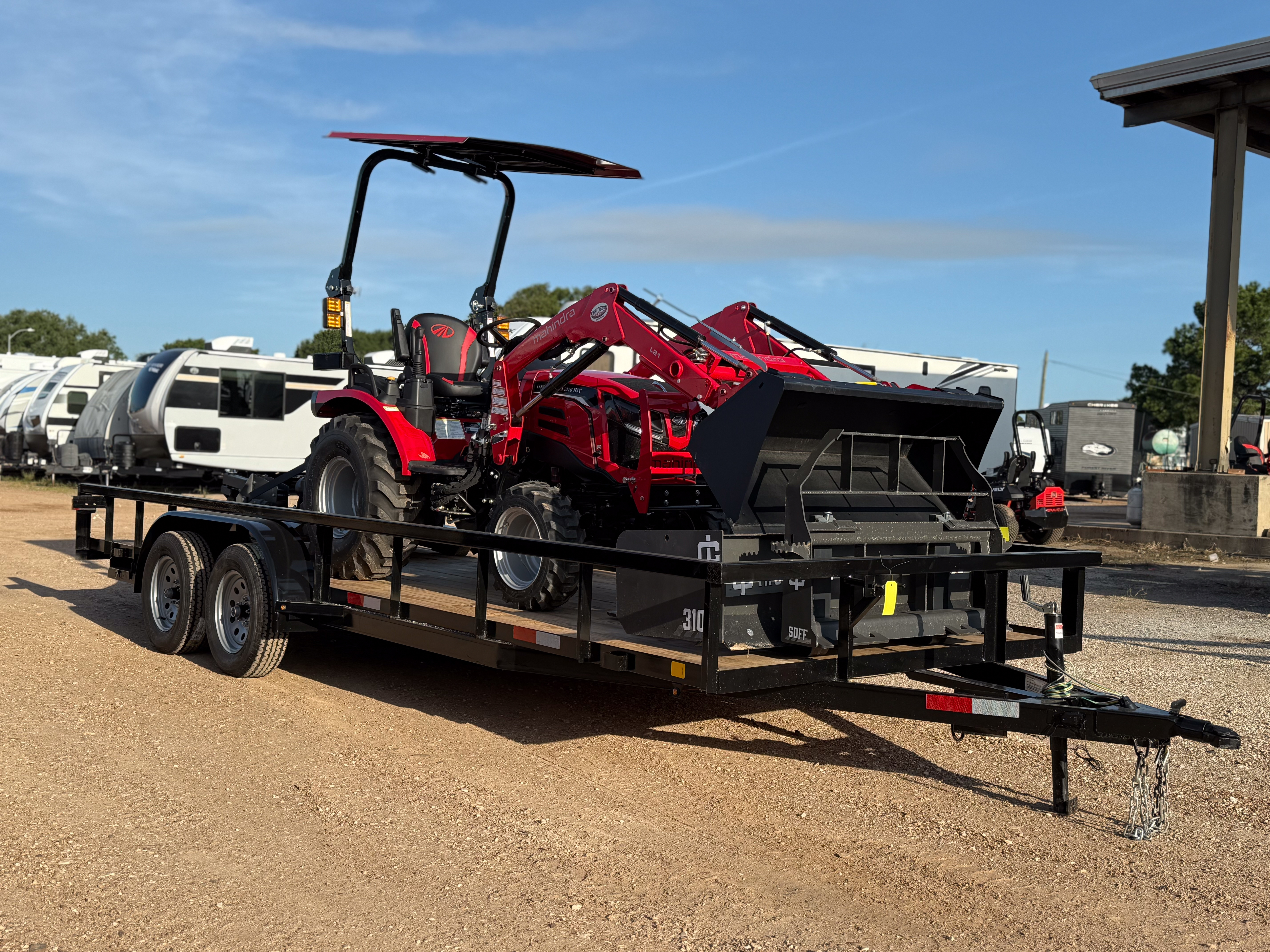 2025 MAHINDRA 21264FHIL Tractor Package in Sealy, TX
