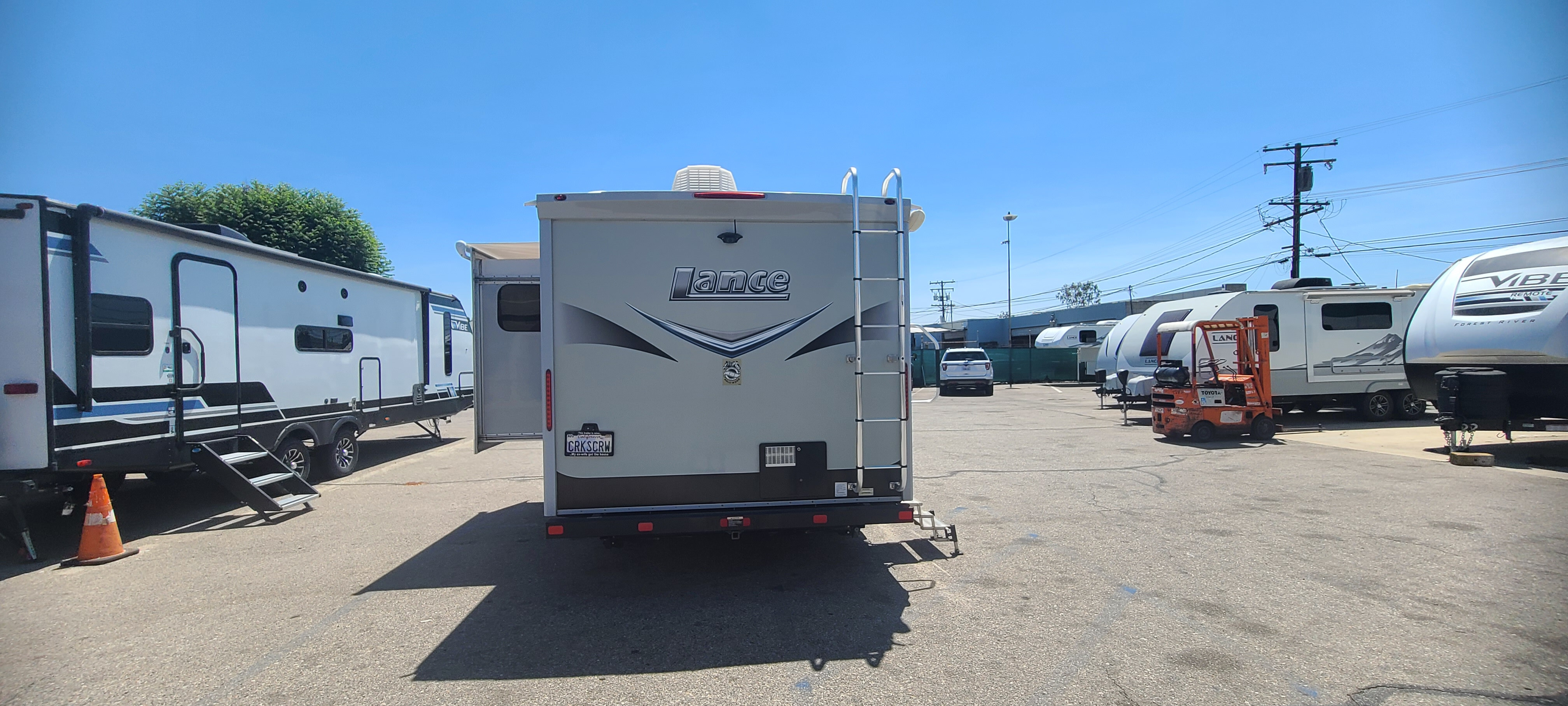 2020 Lance 1685 in ontario CA