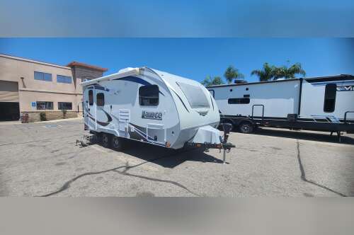 2020 Lance 1685 in ontario CA