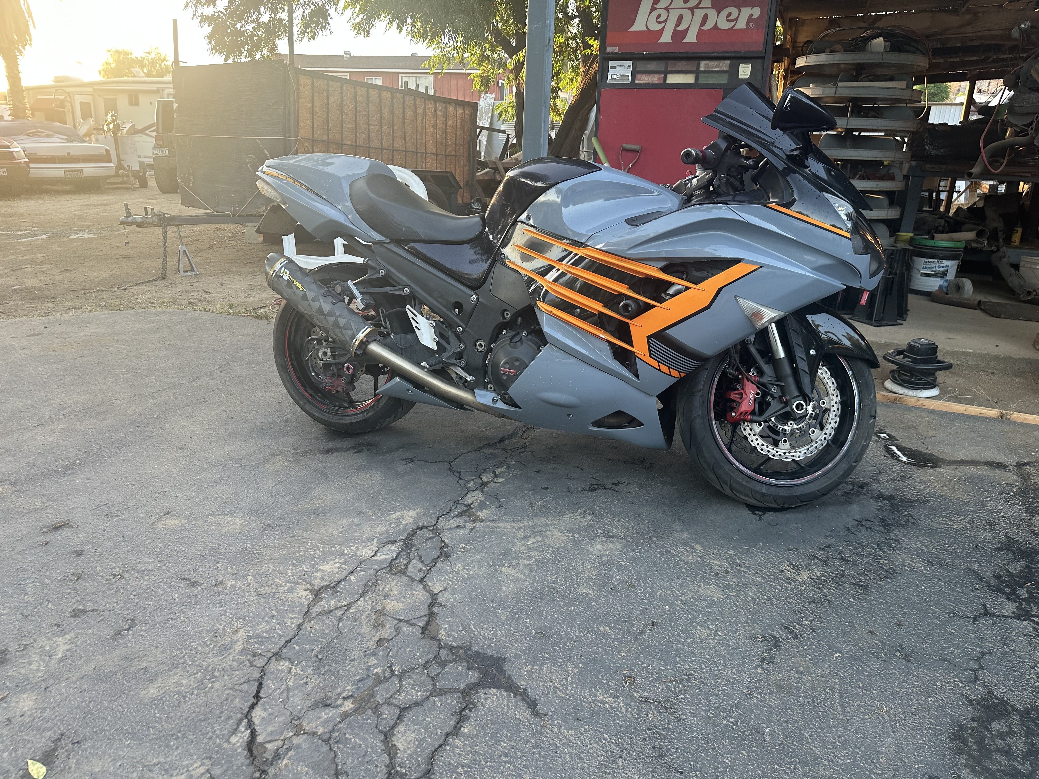 Gray Bmw,kawasaki Ninja ZX-14R Motorcycles For Sale in