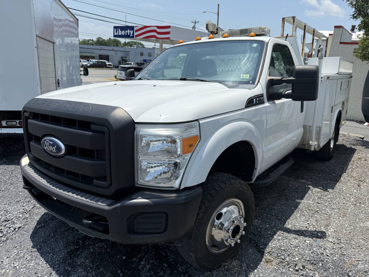 2012 Ford F-350 XL photo 4
