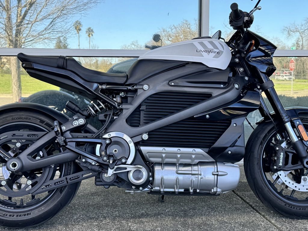 Ｓ Track bike tire size | Kawasaki ZX-10R Forum