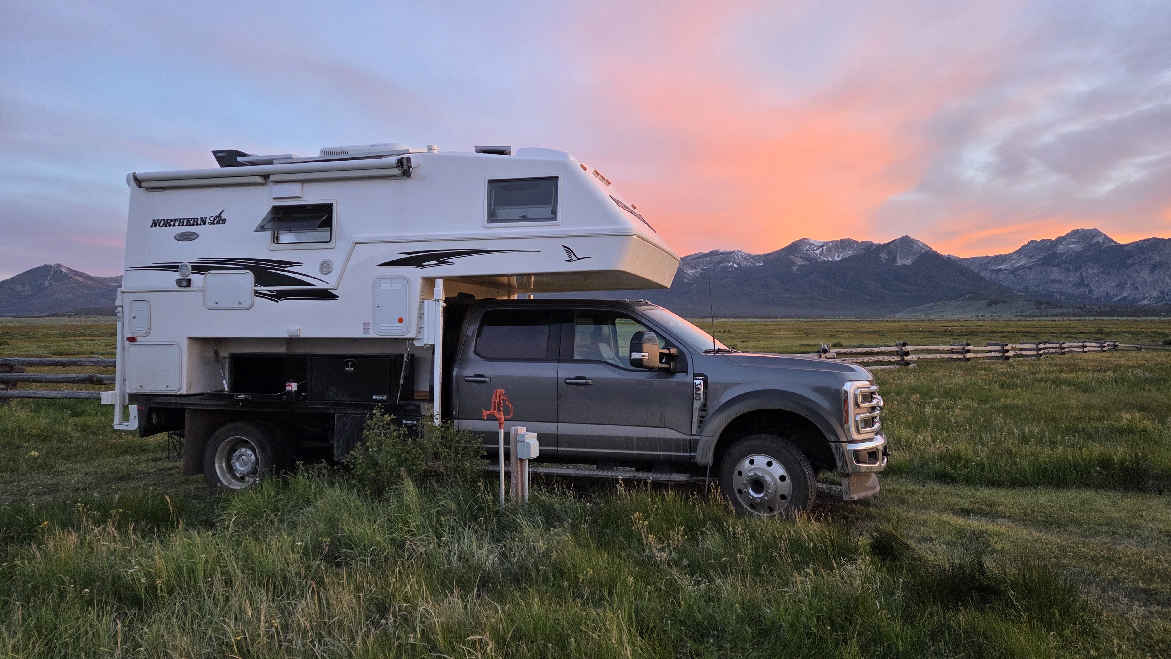 2025 Northern Lite 10-2EXCD LE DRY BATH in dillon CO