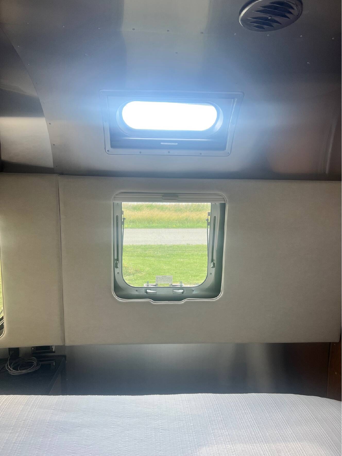 A photo of this 2018 Airstream Classic 33FBQ