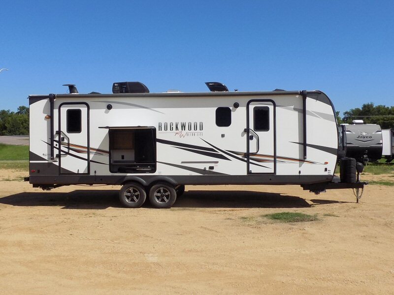 2021 Forest River ROCKWOOD ULTRA LITE 2614BS in mankato MN