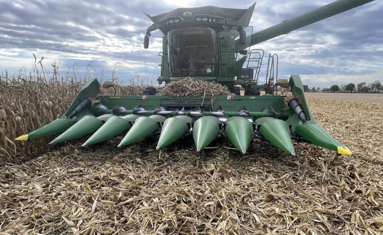 2023 JOHN DEERE C8R in Allerton, IL