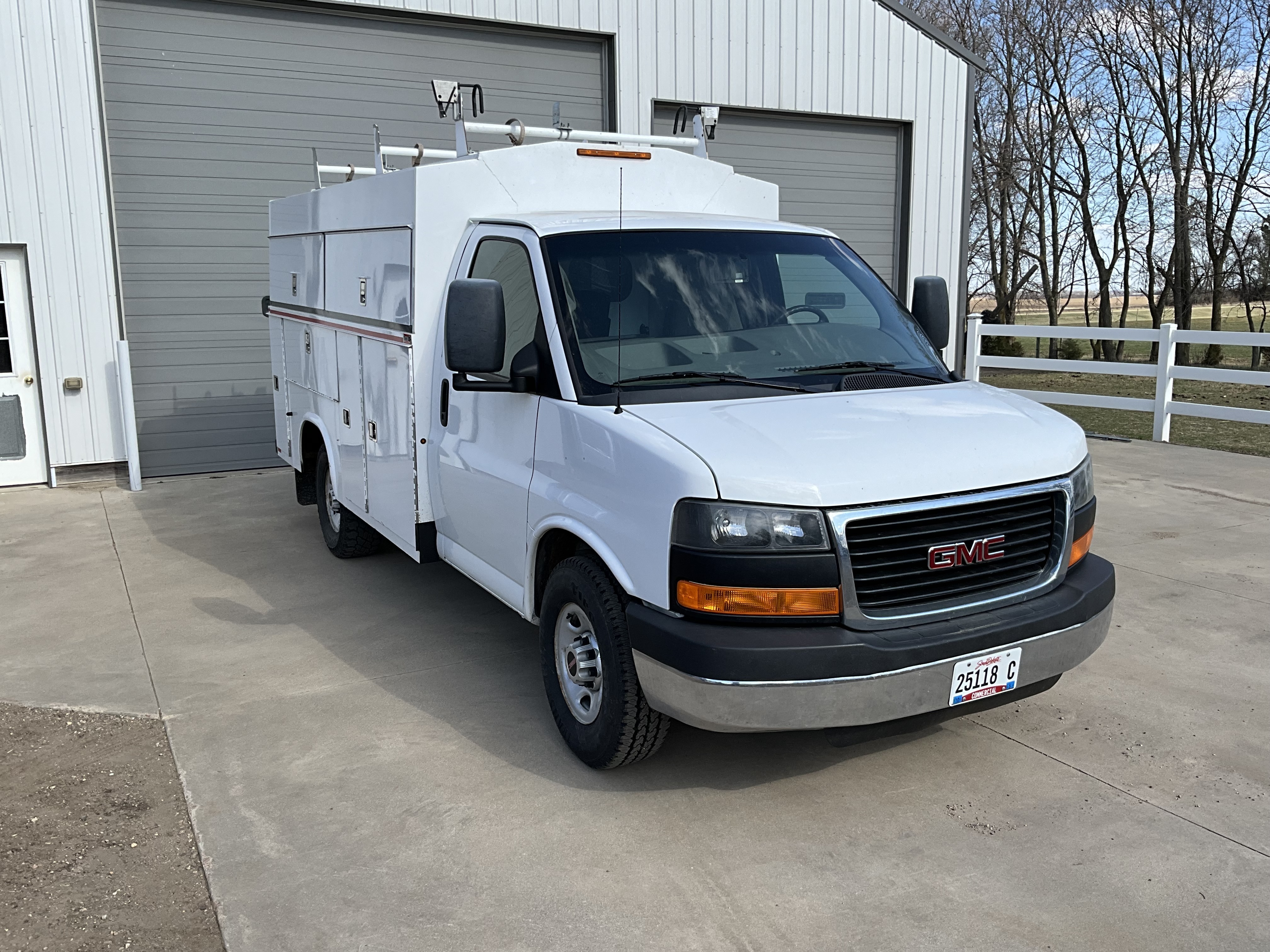 【在庫処分】 Savana Gmc G3500 Trader Truck Commercial - Sale For Van Cargo 絵画
