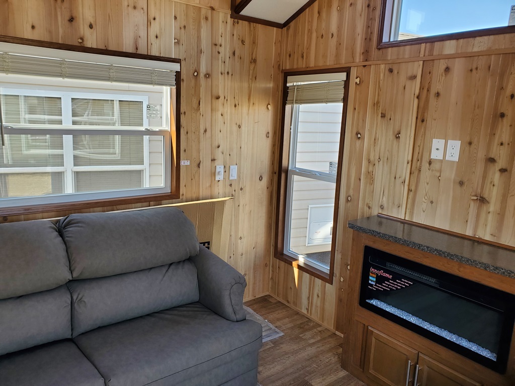 2025 Forest River SUMMIT CABIN TALL DOUBLE LOFT LIMITED EDITION in st. cloud MN