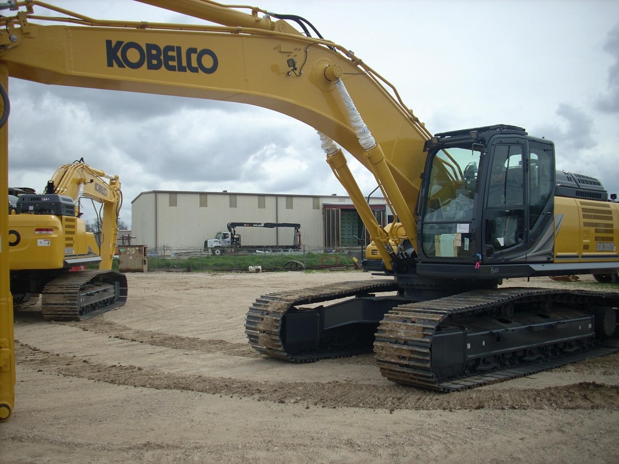 Kobelco SK350 Lc Equipment For Sale - Kobelco SK350 Lc